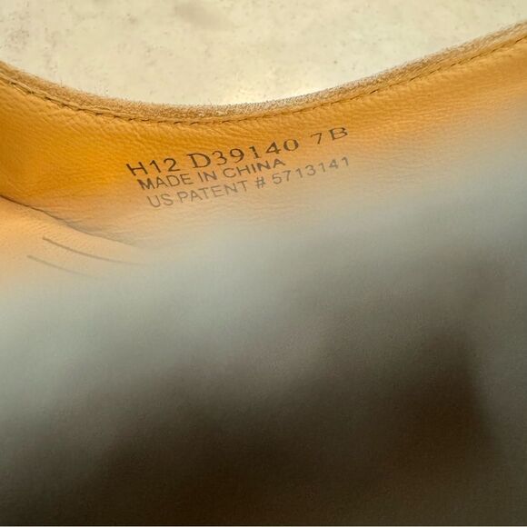 Cole Haan w/Nike Air Chelsea Double Platform Pump. Nude Calf Hair Suede. Size 7 - Picture 5 of 9